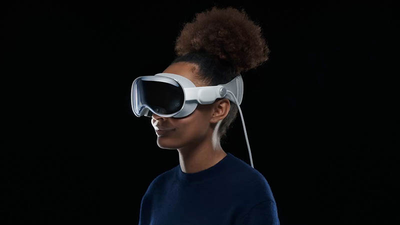 بررسی Vision Pro اپل: مزایا، معایب و آینده هدست واقعیت ترکیبی Apple