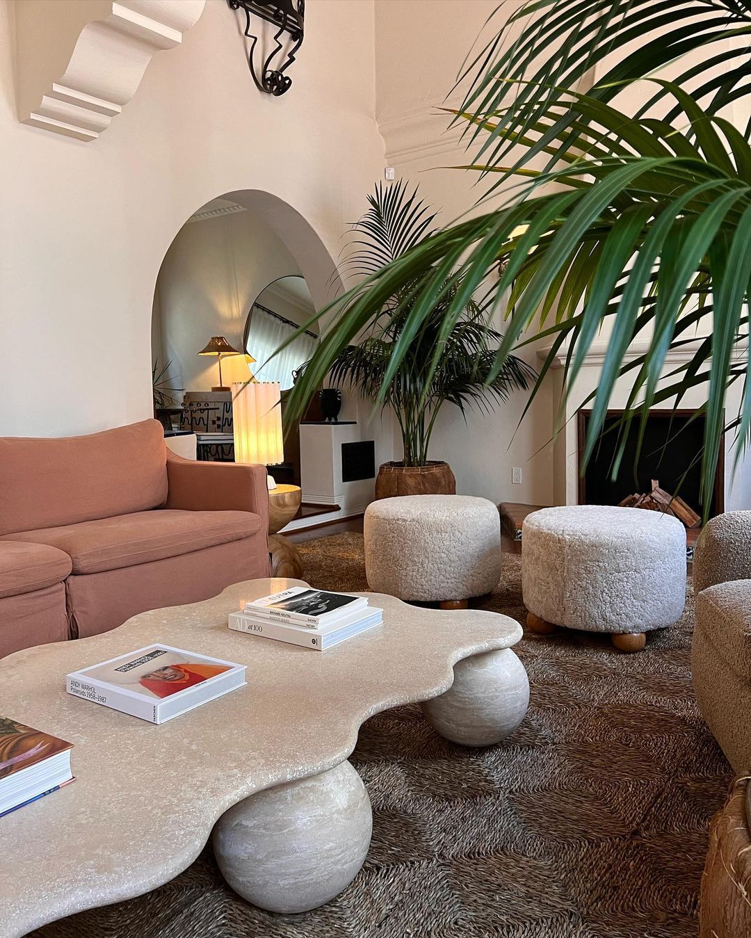 دکور با گل و گیاه