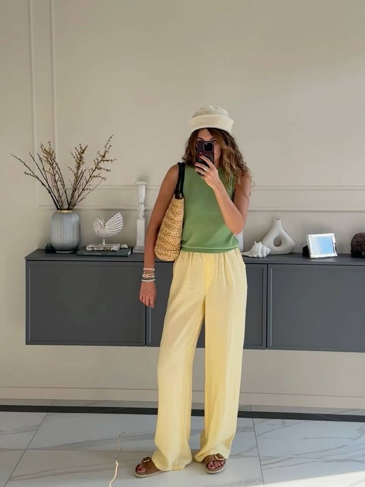 ترکیب زرد کره‌ای و سبز