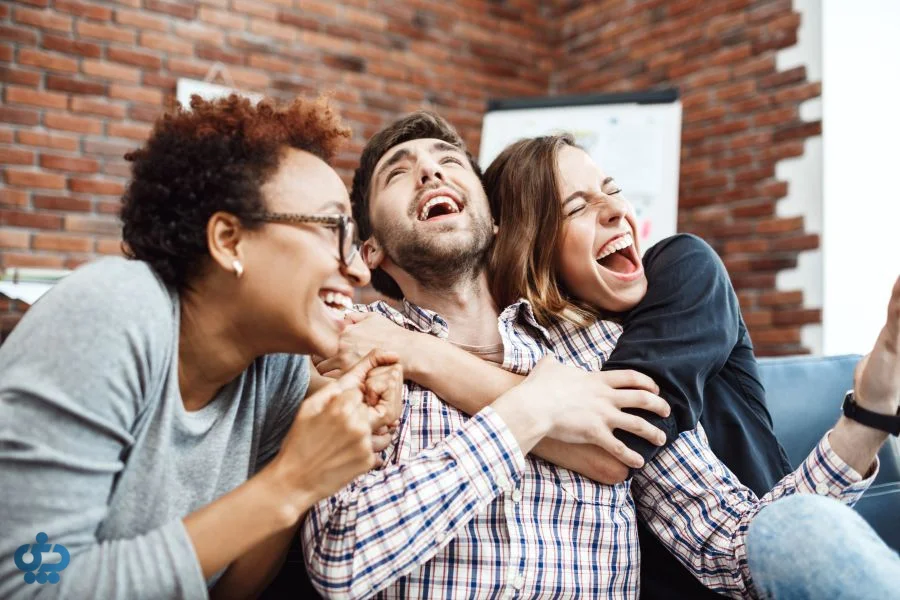 فواید خنده برای سلامت جسم