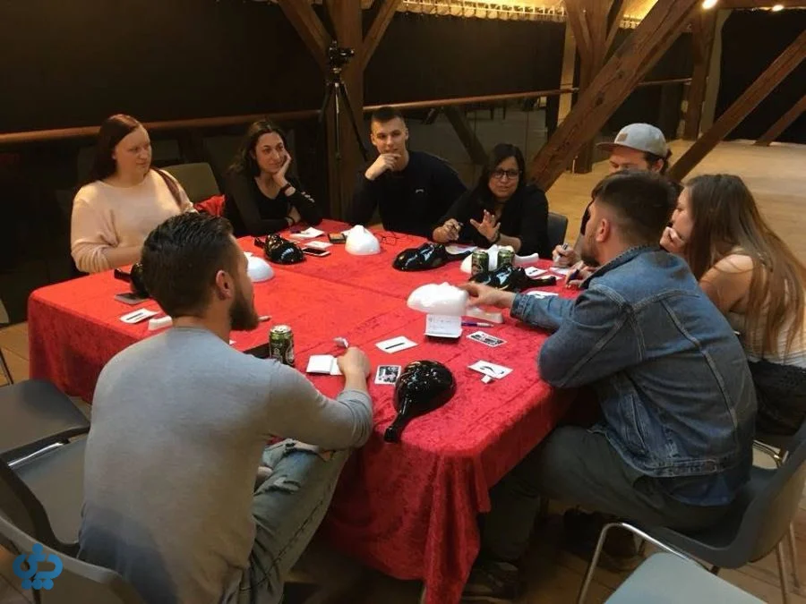 باز مافیا دور همی