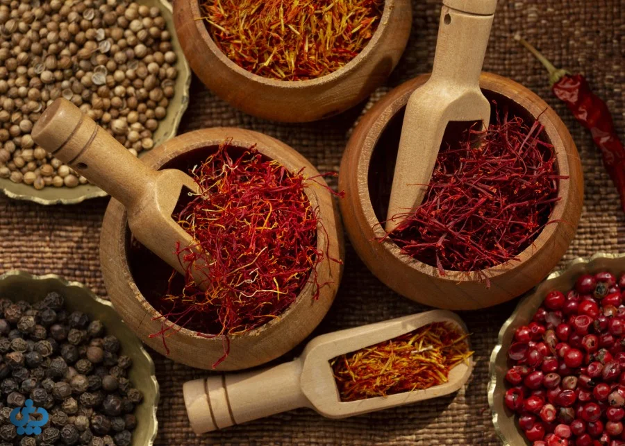زعفران چیست و چرا به آن طلای سرخ می‌گویند