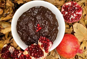 رب انار خانگی اصل: آموزش ۷ روش حرفه‌ای + خواص فوق‌العاده و ترفندهای نگهداری طولانی