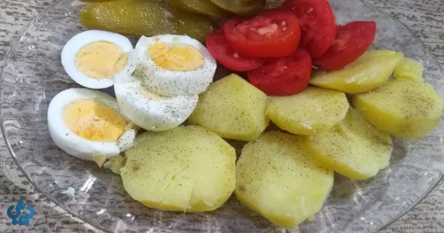 سیب‌زمینی و تخم‌مرغ