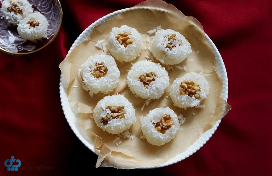 مراحل گام‌به‌گام طرز تهیه باسلق گردویی مجلسی