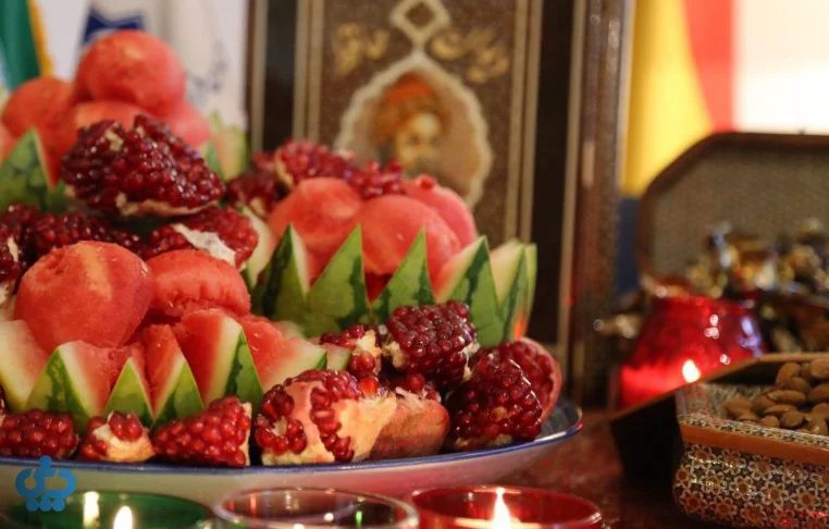 فلسفه خوردن انار در شب یلدا؛ دانههایی به رنگ زندگی