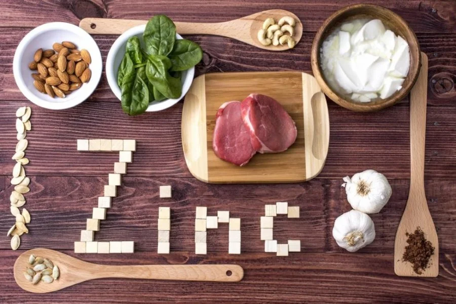 بهترین مواد غذایی حاوی روی (زینک)؛ لیست کامل منابع گیاهی و حیوانی