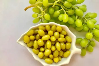 خواص و مضرات قوره یا غوره؛ بررسی کامل فواید، عوارض و روش صحیح مصرف