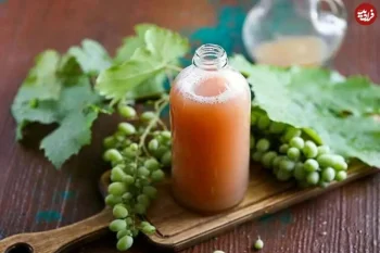 طرز تهیه آبغوره خانگی خوش‌طعم و ماندگار + فوت‌وفن‌های مهم تهیه